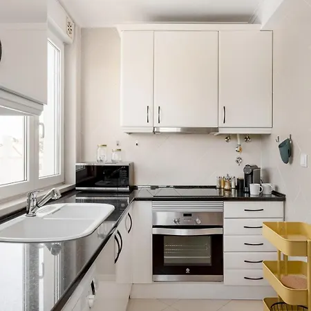 Apartment Executive Riverside